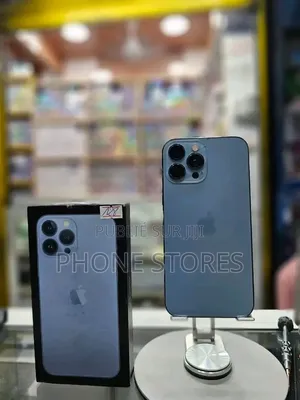 Nouveau Apple iPhone 13 Pro Max 128 GB Bleu
