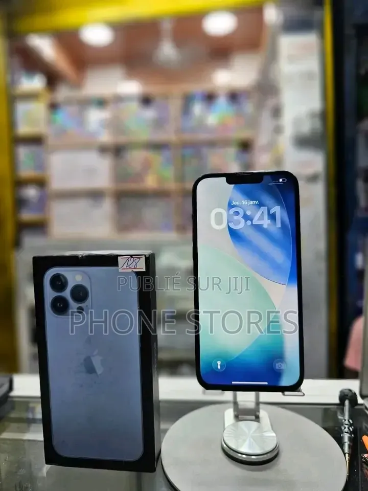 Nouveau Apple iPhone 13 Pro Max 128 GB Bleu