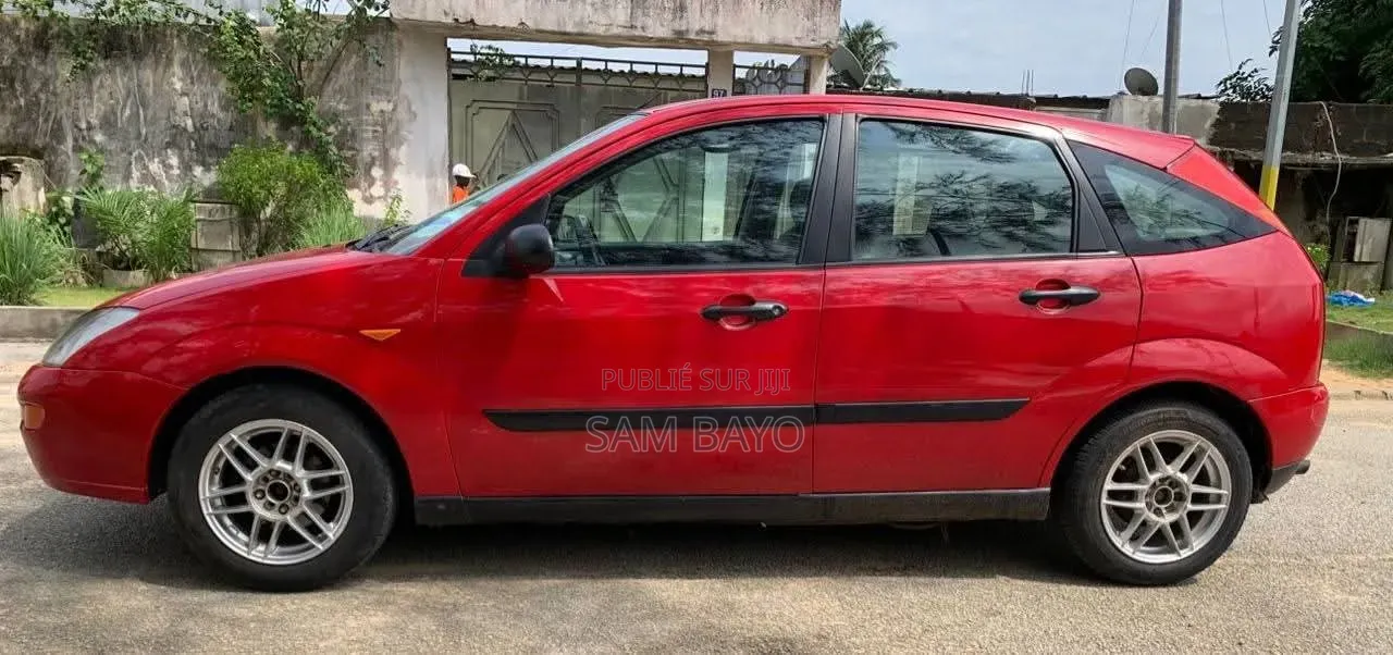 Ford Focus 2002 Rouge