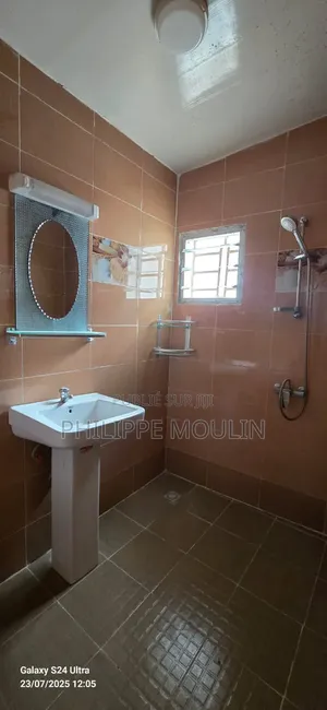 3chbre Villa dans Elite Immobilier, Grand-Bassam à Vendre