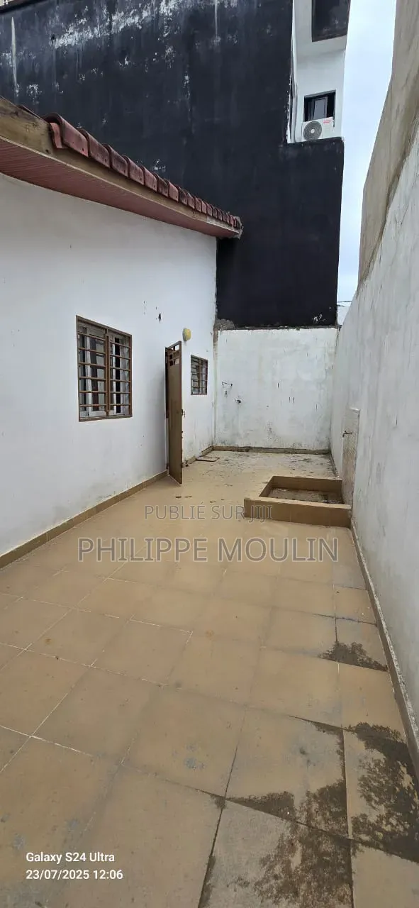 3chbre Villa dans Elite Immobilier, Grand-Bassam à Vendre