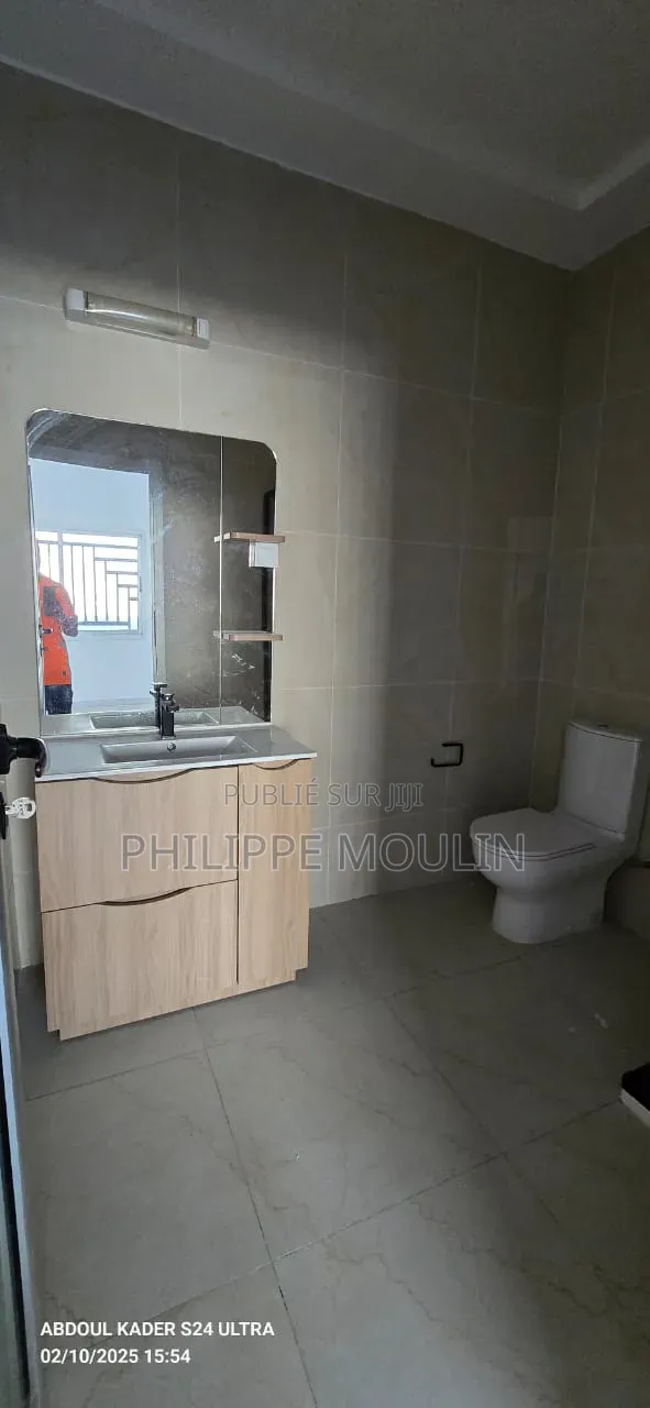 5chbre Duplex dans Elite Immobilier, Grand-Bassam à Vendre