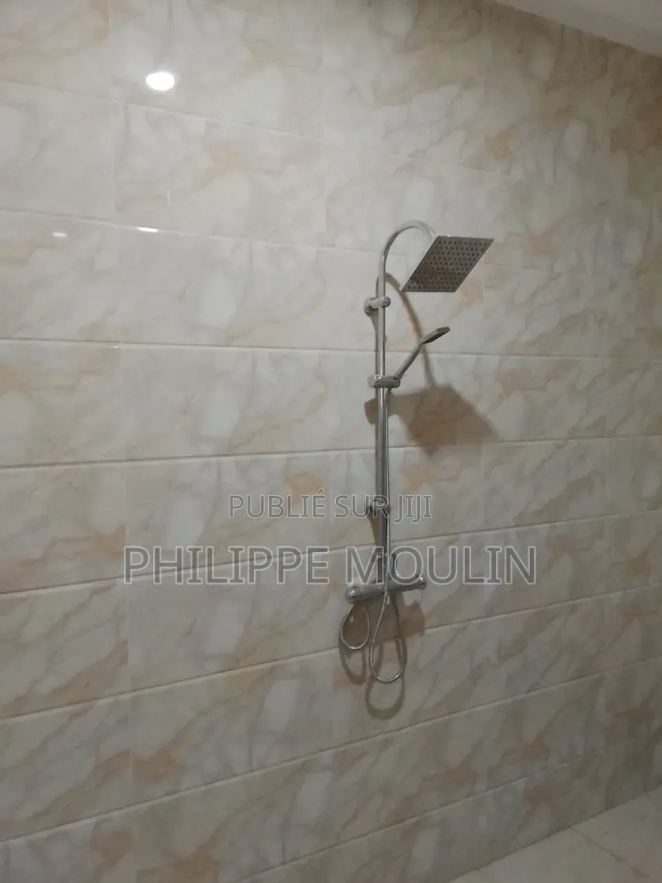 6chbre Duplex dans Elite Immobilier, Cocody à Louer