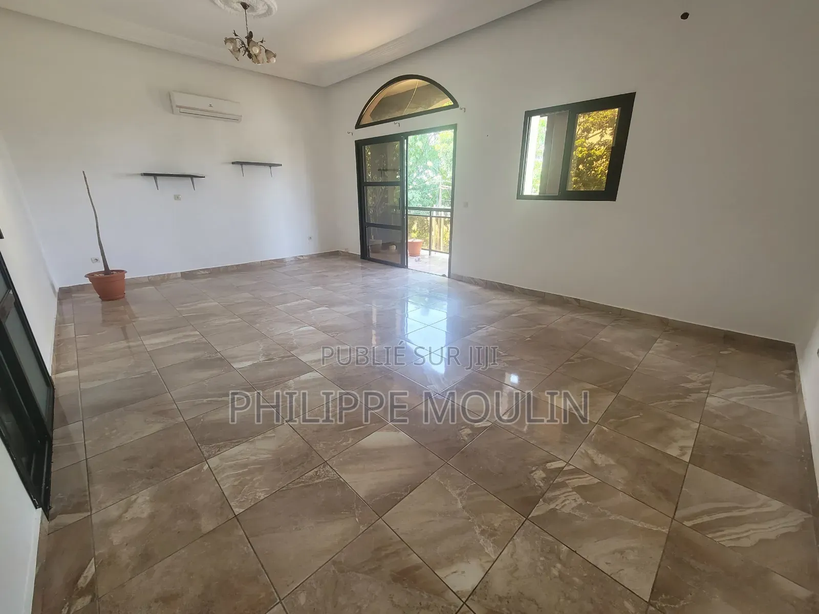 3chbre Duplex dans Elite Immobilier, Cocody à Louer