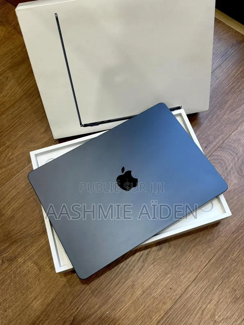 Nouveau Apple MacBook Pro 2019 32GB Intel Core i7 eMMC 512GB