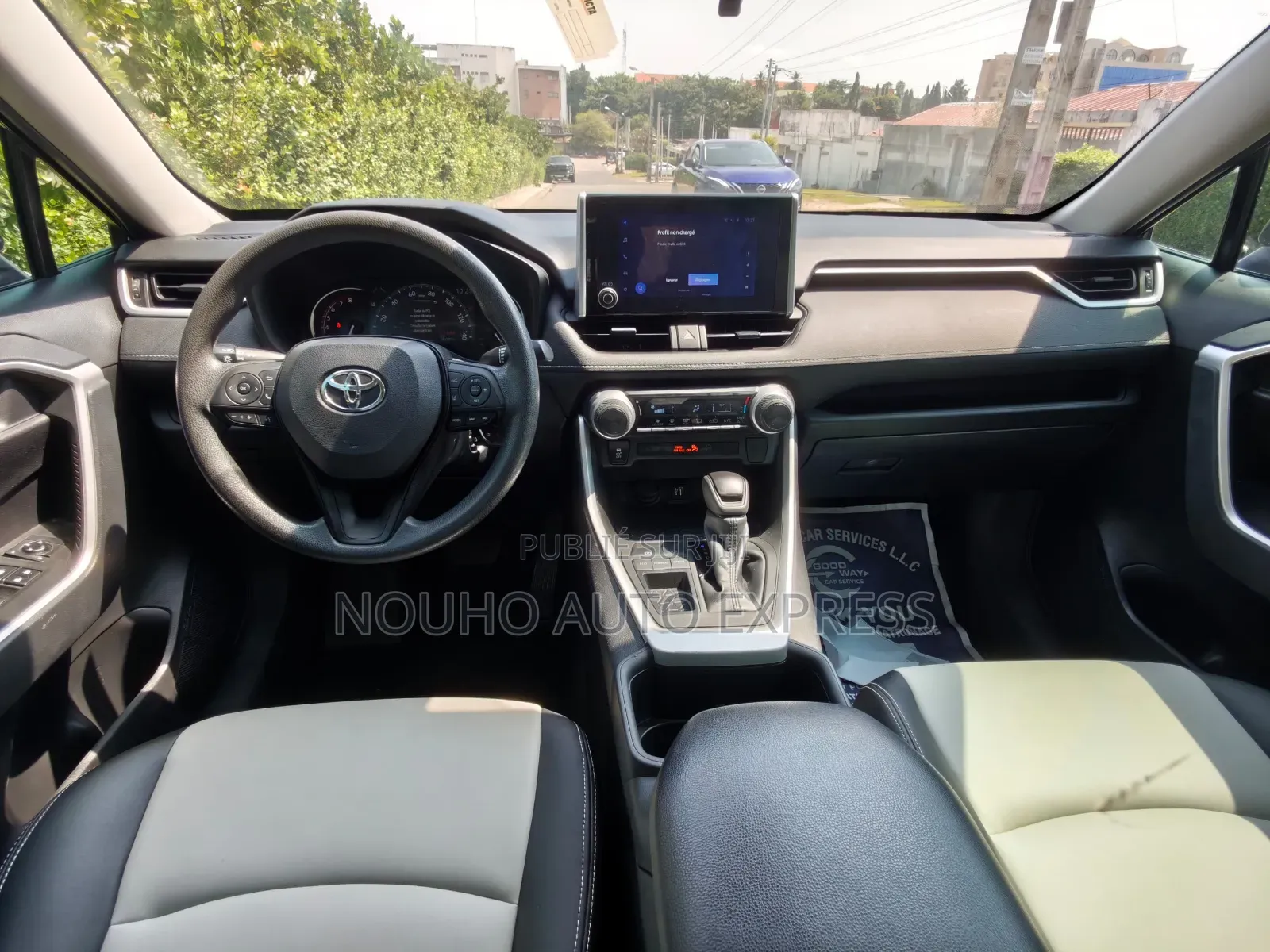 Toyota RAV4 2024 Noir