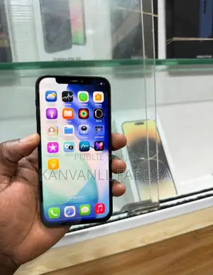 Nouveau Apple iPhone 12 mini 64 GB Noir