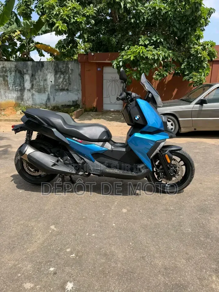 BMW C 400 X 2022 Bleu