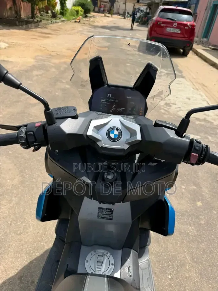 BMW C 400 X 2022 Bleu