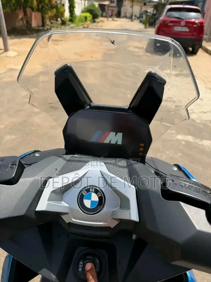 BMW C 400 X 2022 Bleu