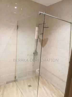 4chbre Appartement dans Beraka Corporation, Cocody à Louer
