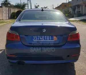BMW 5 Series 535xi 2009 Bleu