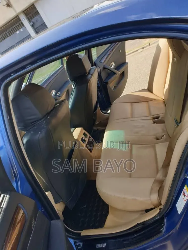 BMW 5 Series 535xi 2009 Bleu