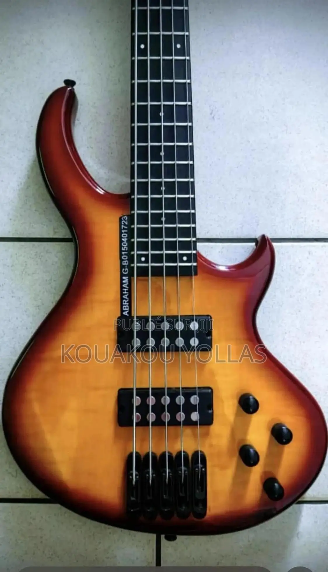 Guitare Basse