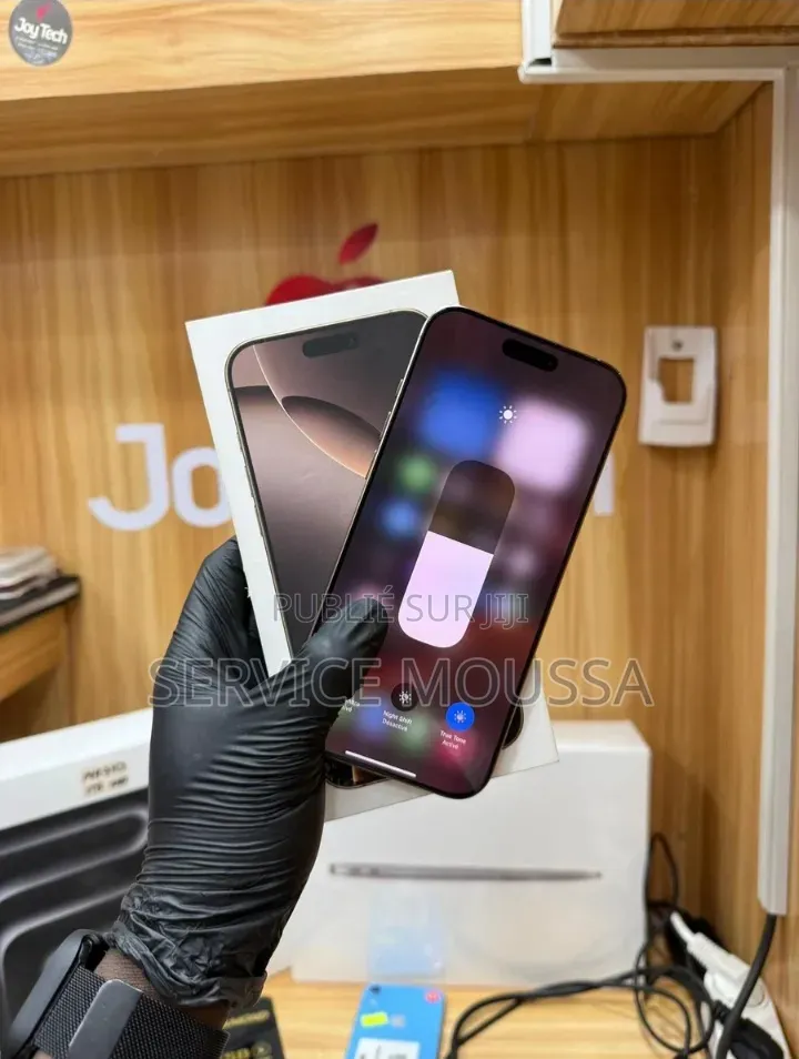 Nouveau Apple iPhone 16 Pro Max 512 GB Noir