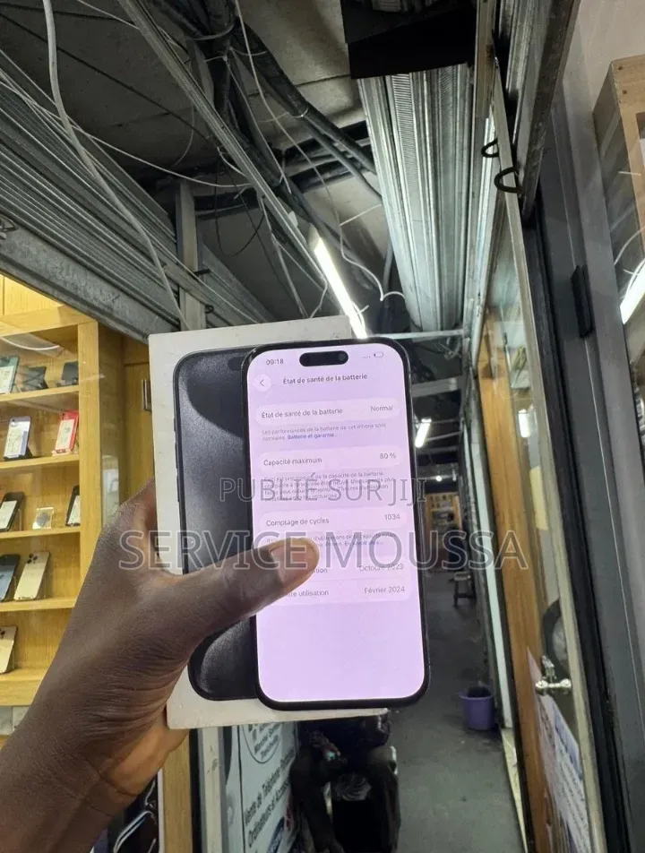 Nouveau Apple iPhone 16 Pro Max 512 GB Noir