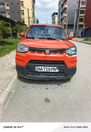 Suzuki S-Presso 2023 Rouge