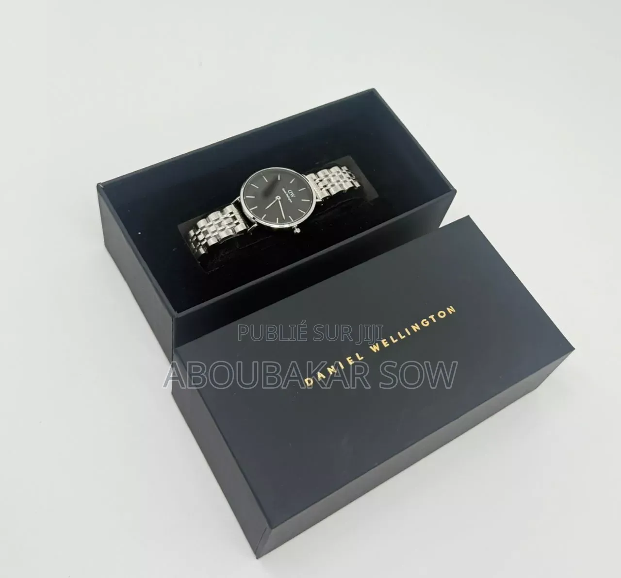 Montre De Marques