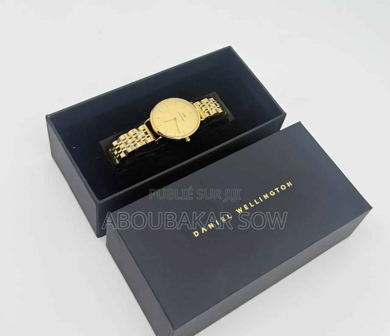 Montre De Marques