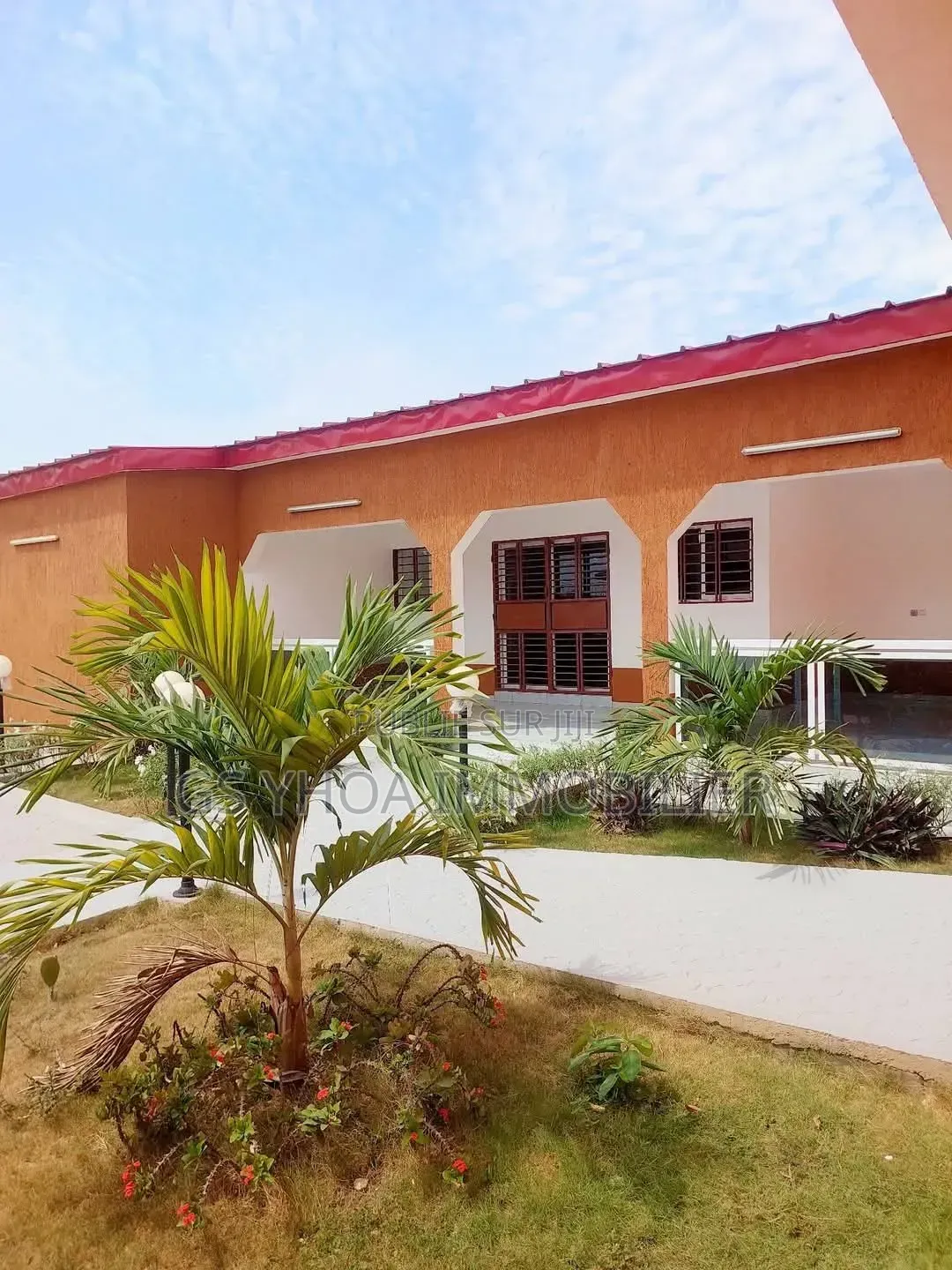 4chbre Villa dans Bouaké à Vendre