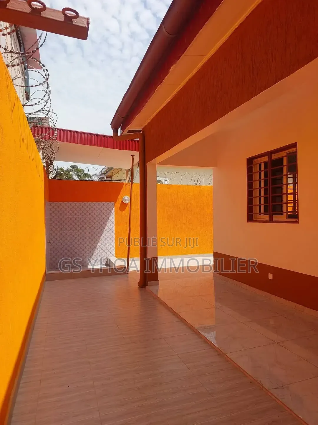 4chbre Villa dans Bouaké à Vendre