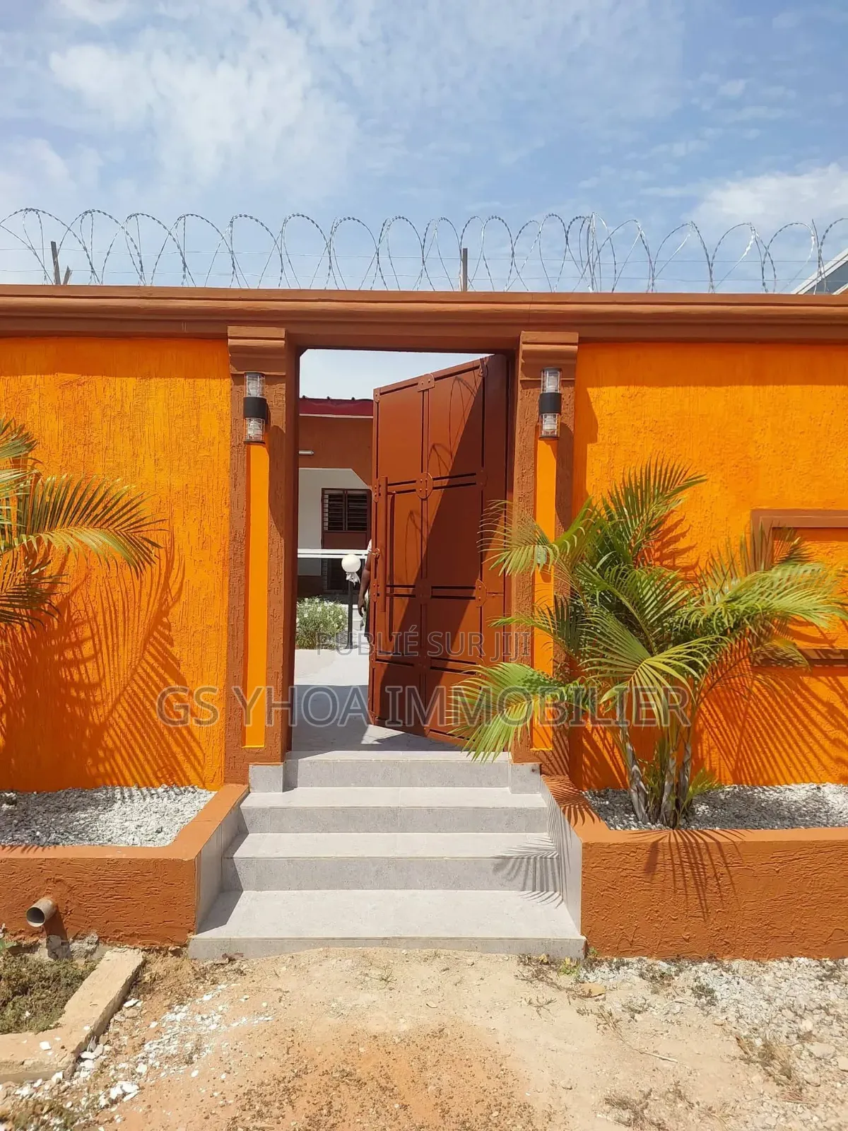 4chbre Villa dans Bouaké à Vendre