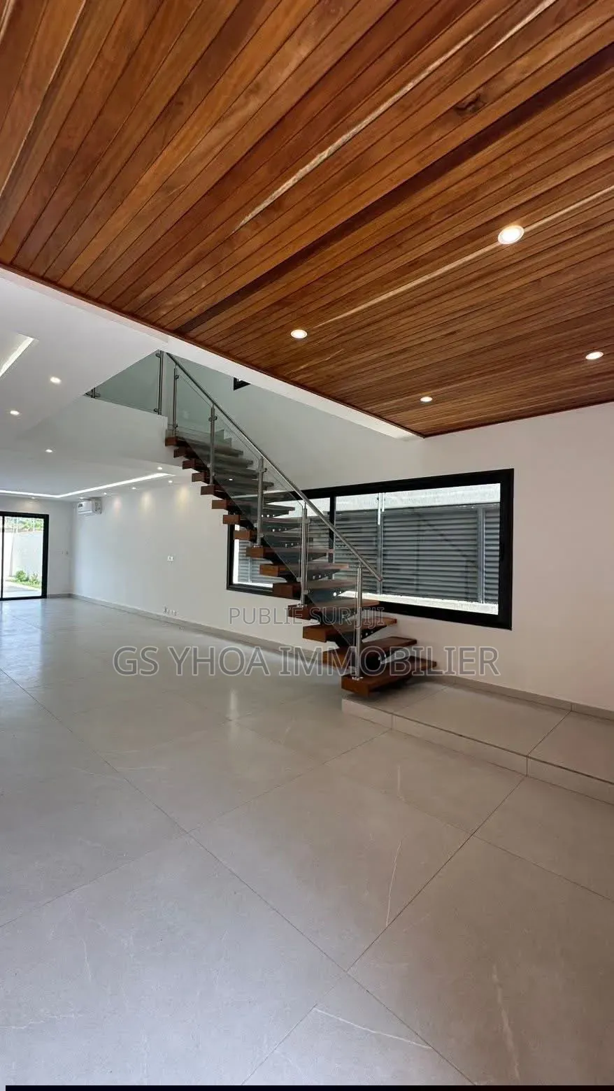 4chbre Duplex dans Cocody à Vendre