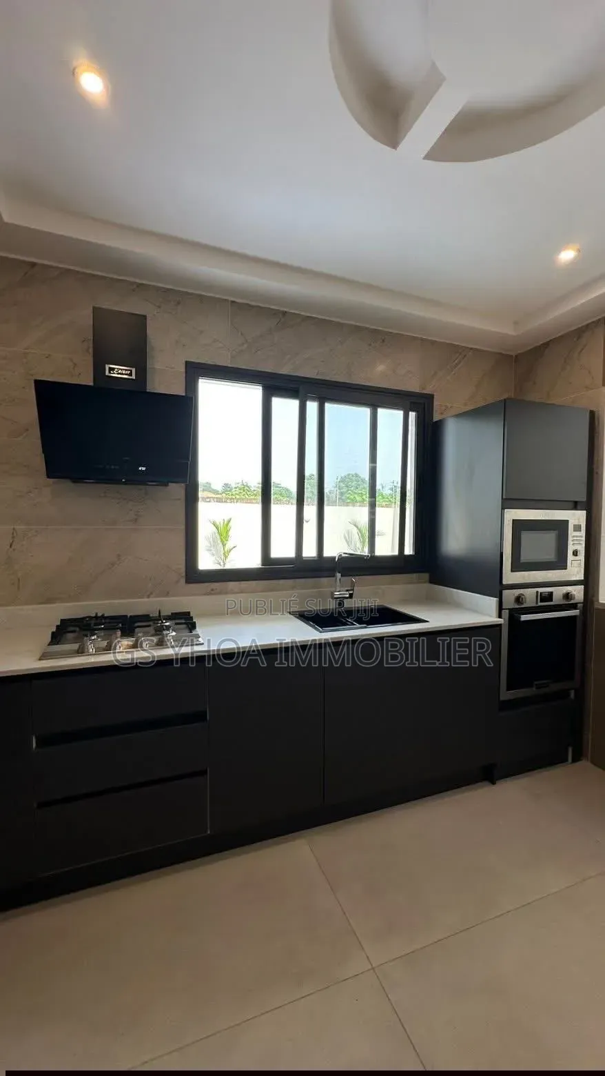 4chbre Duplex dans Cocody à Vendre