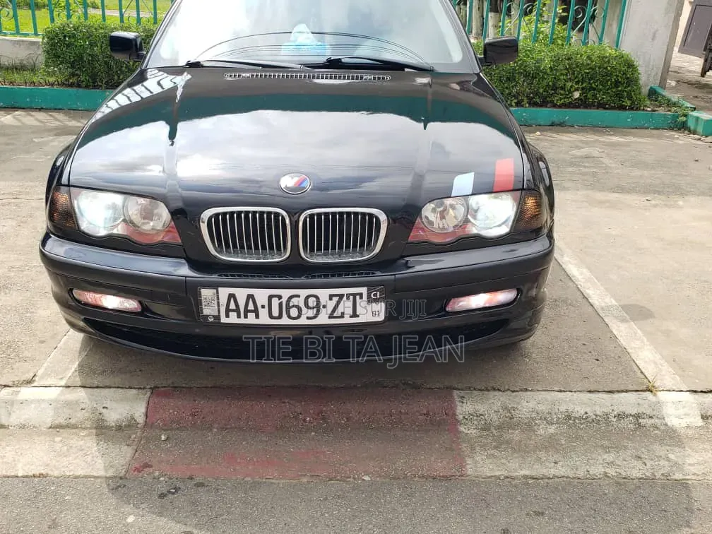 BMW 3 Series 2002 Noir