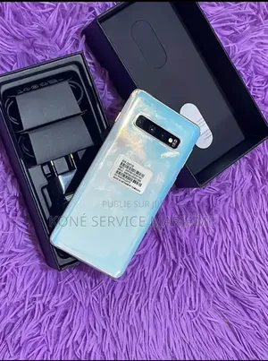 Nouveau Samsung Galaxy S10 128 GB Gris