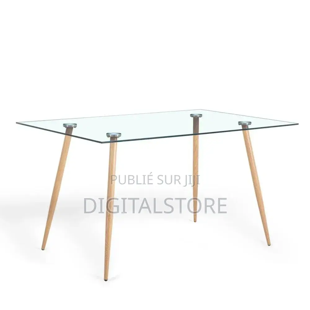 Table Rectangulaire en Verre