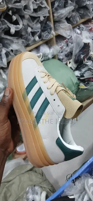 Adidas Femme Double Semelles Et Samba Crampon Original S