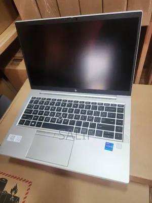 Nouveau HP EliteBook 840 G5 8GB Intel Core i5 SSD 256GB