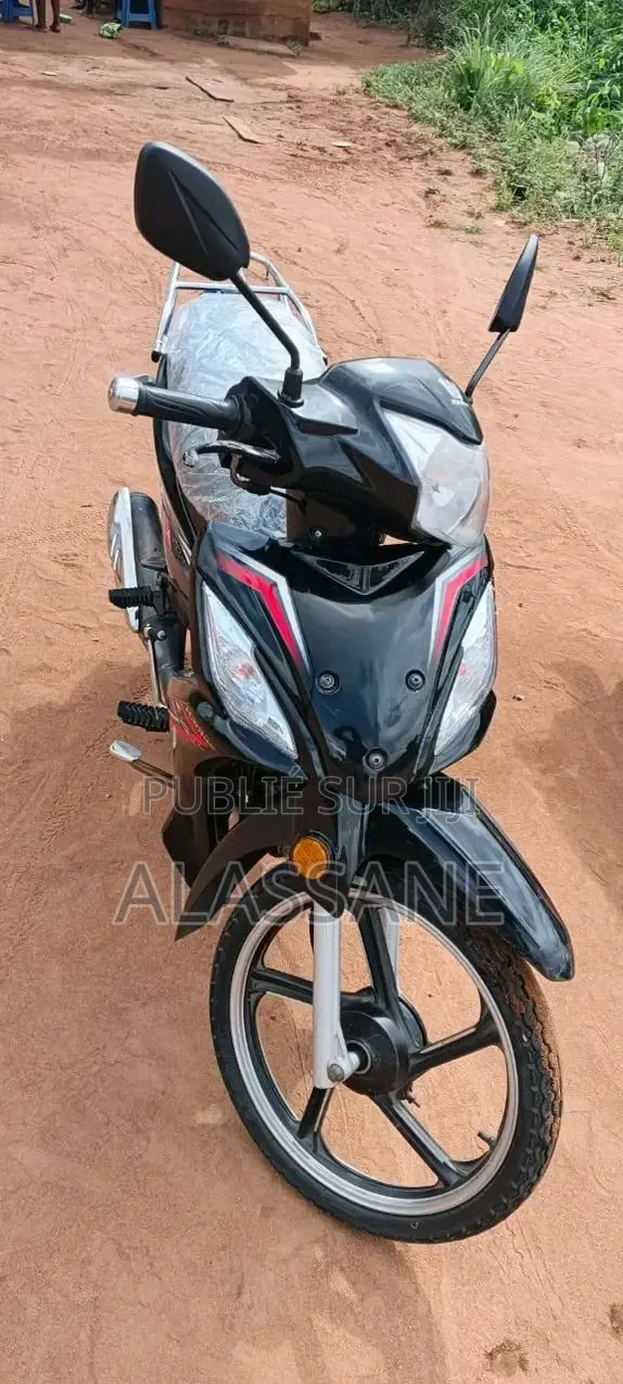 Nouveau Yamaha YBR125 2026 Bleu