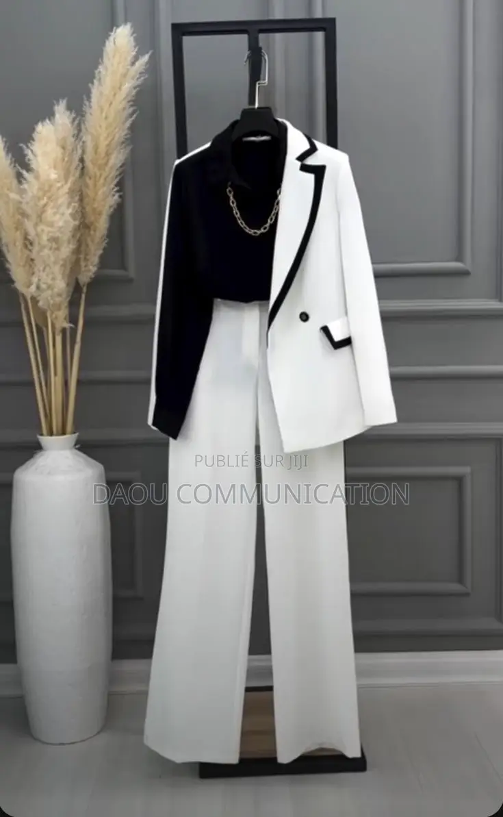 Costume Femme