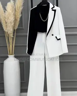 Costume Femme