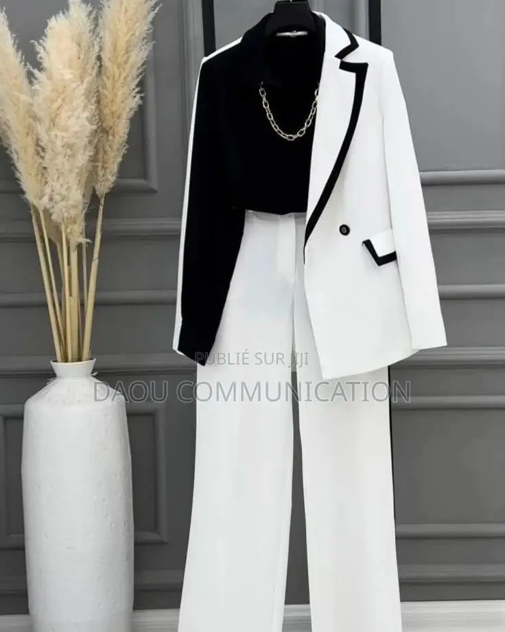 Costume Femme