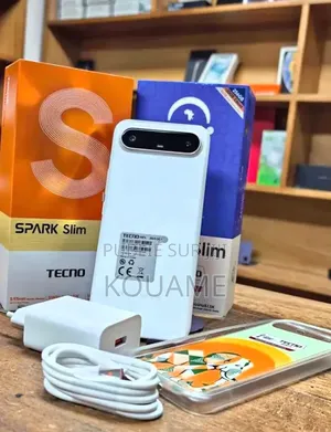 Nouveau Tecno Spark Slim 256 GB Blanc