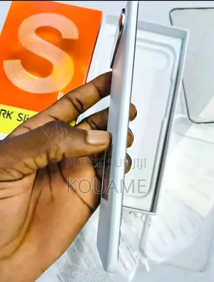 Nouveau Tecno Spark Slim 256 GB Blanc