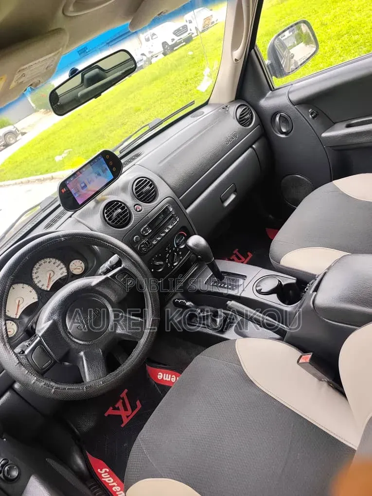 Jeep Liberté 2007 Noir