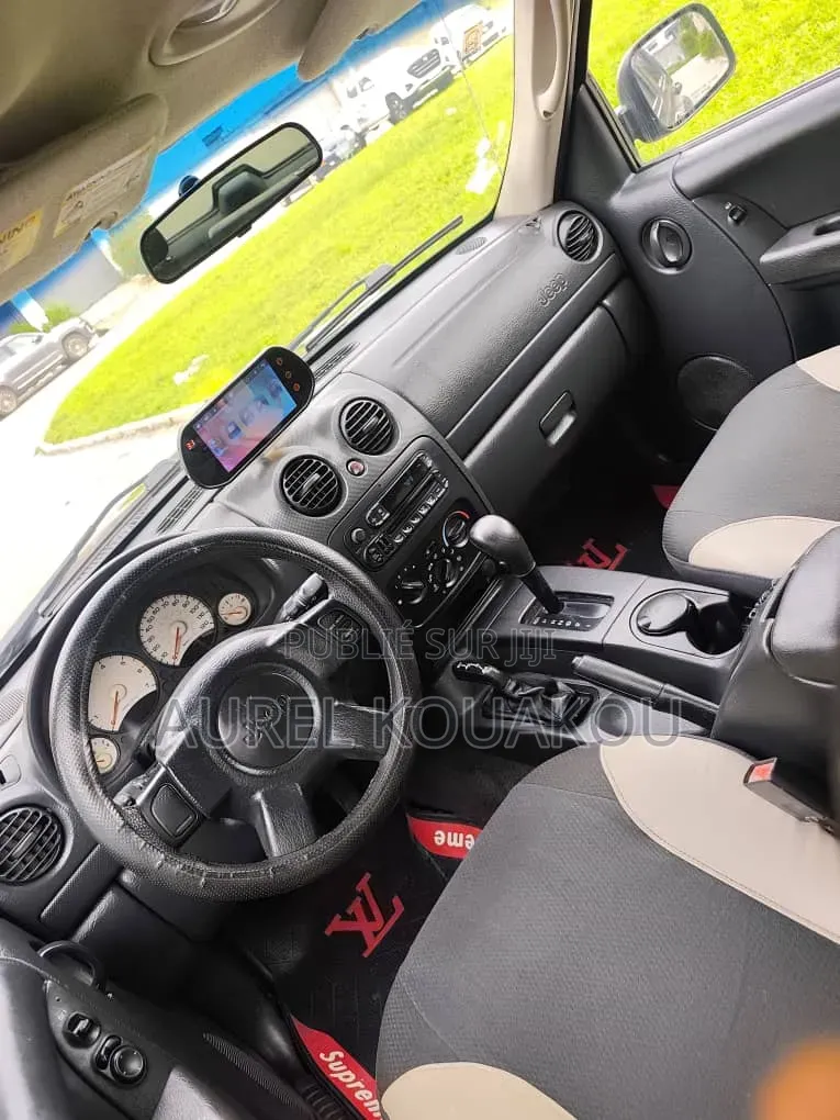 Jeep Liberté 2007 Noir