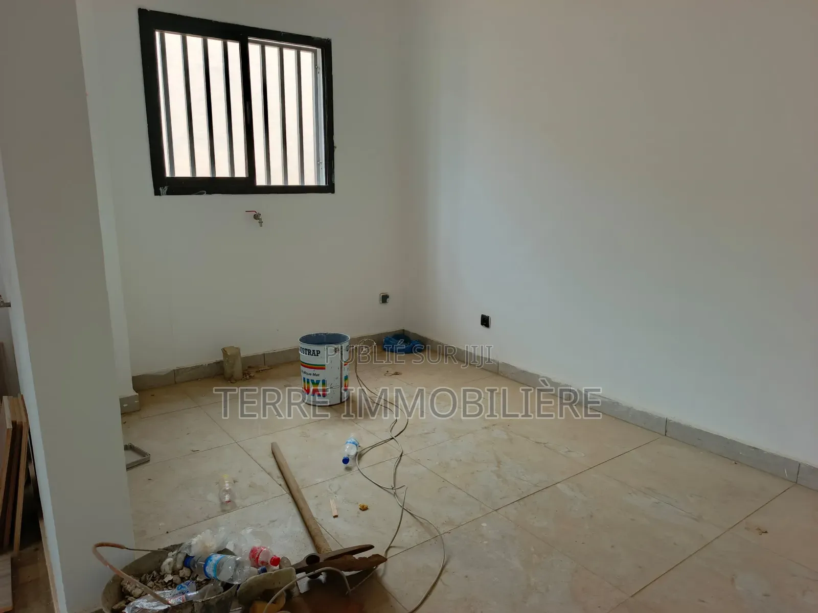 4chbre Duplex dans La Terre Immobilière, Bingerville à Vendre