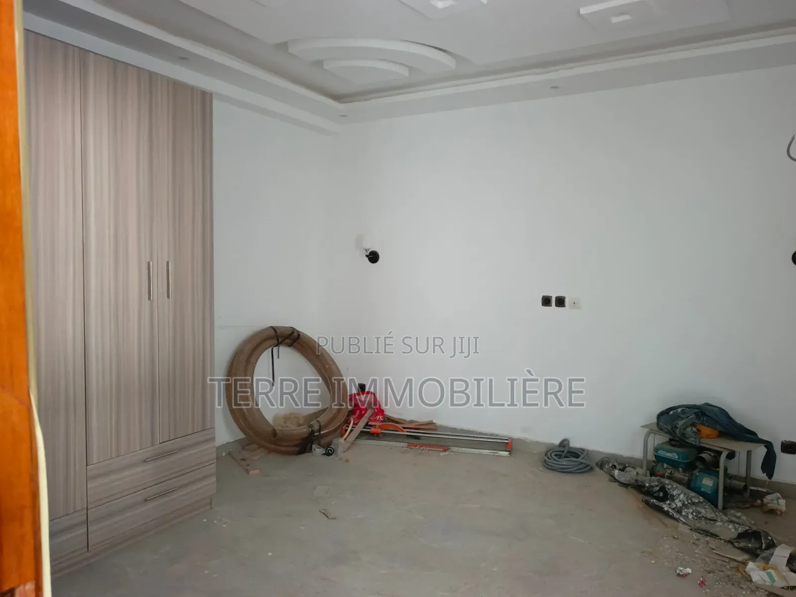 4chbre Duplex dans La Terre Immobilière, Bingerville à Vendre