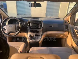 Hyundai H1 2019 Gris
