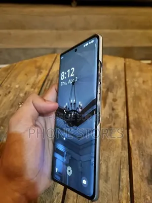Nouveau Tecno Camon 40 Pro 5G 256 GB Gris