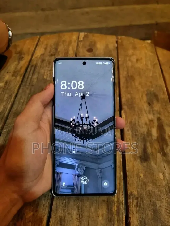 Nouveau Tecno Camon 40 Pro 5G 256 GB Gris