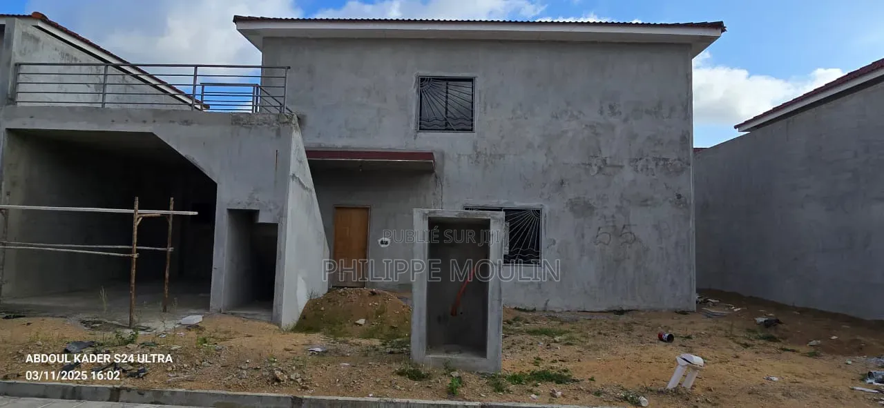 9chbre Villa dans Elite Immobilier, Grand-Bassam à Vendre