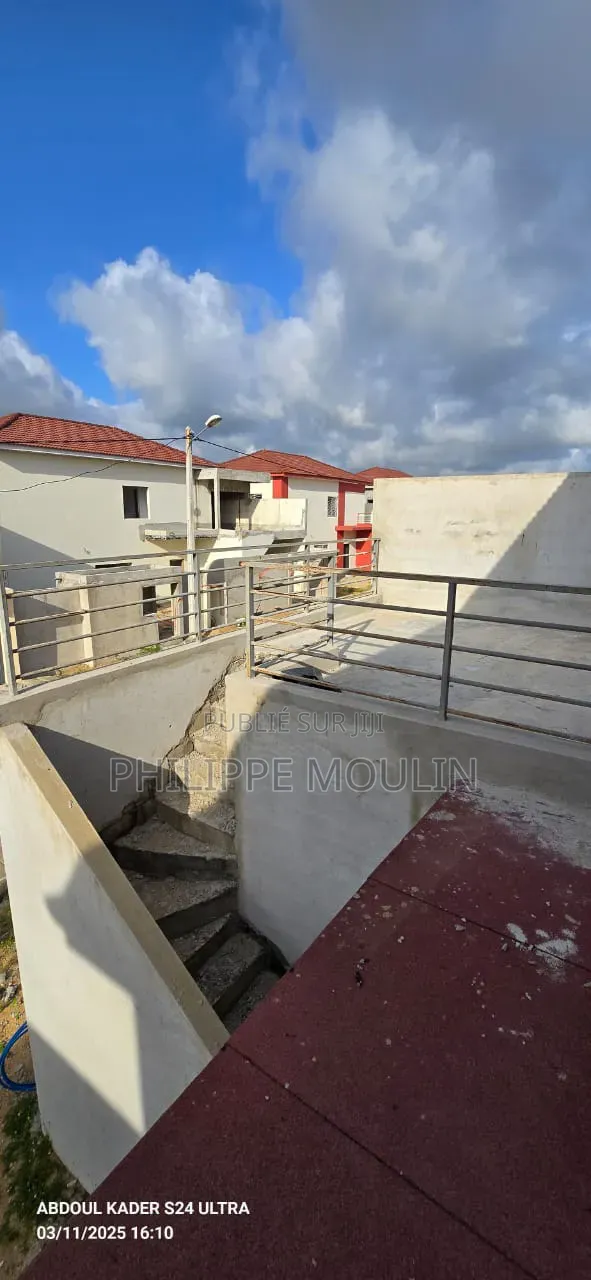 9chbre Villa dans Elite Immobilier, Grand-Bassam à Vendre