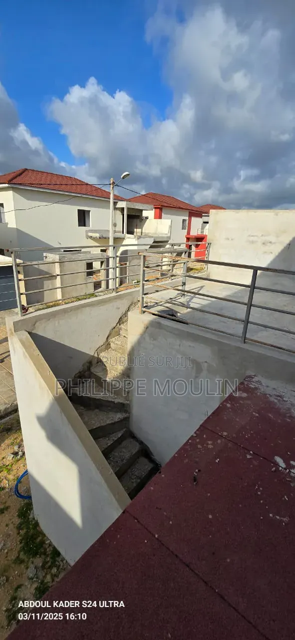 9chbre Villa dans Elite Immobilier, Grand-Bassam à Vendre