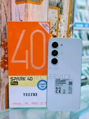 Nouveau Tecno Spark 40 Pro 128 GB Autre
